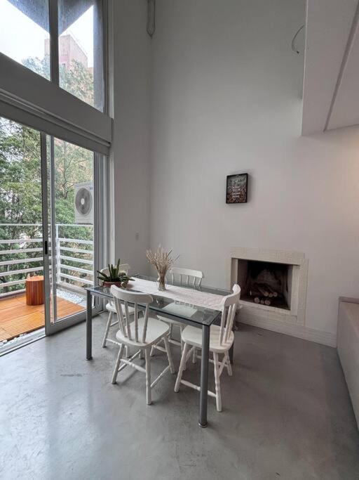 Duplex Aconchegante Com Lareira